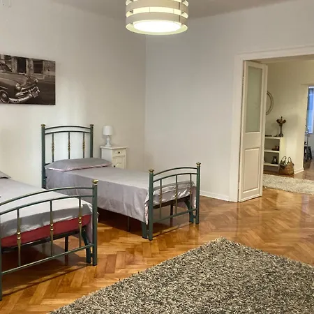 Elegante A - Ascoli Apartmán